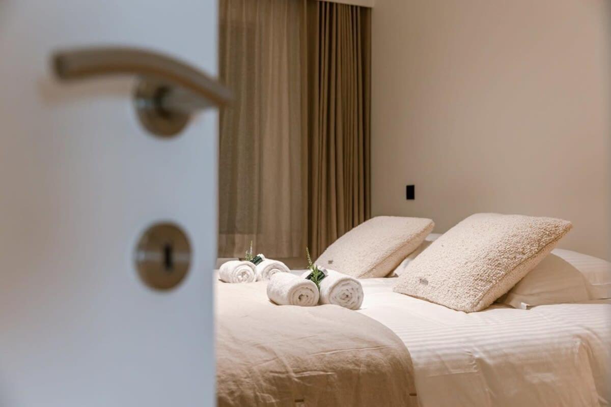 Huswell - High End Apartment Nearby The Beach In Knokke With Parking Eksteriør billede